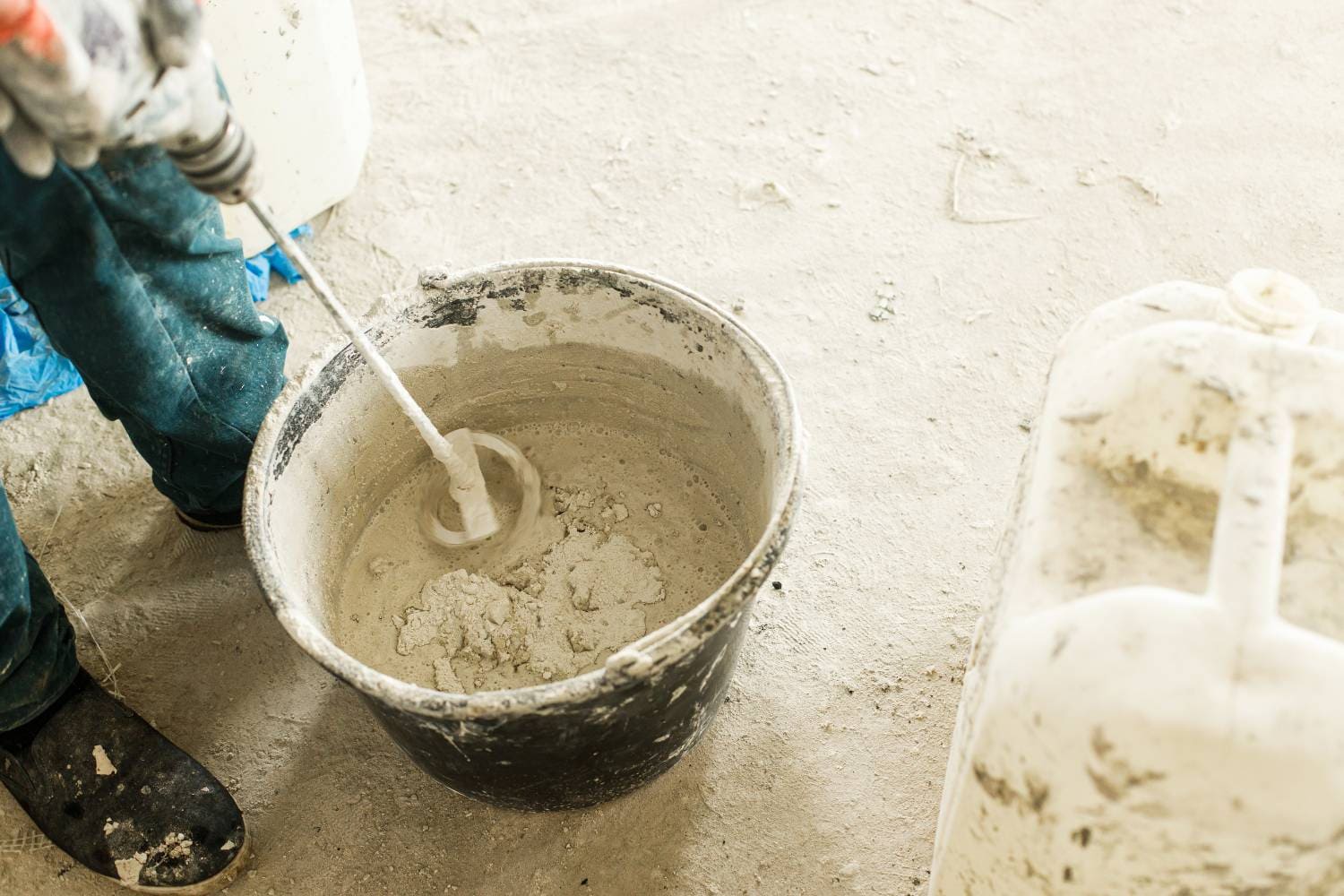 what are common plaster mixing mistakes to avoid clumping 2